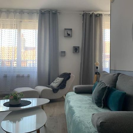 38 Maison Entiere,Place De Parking Et Garage Pour Moto Velo A La Demande Duinkerke Buitenkant foto