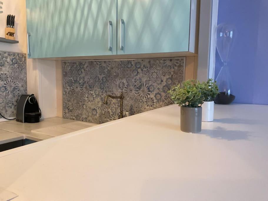 38 Maison Entiere,Place De Parking Et Garage Pour Moto Velo A La Demande Duinkerke Buitenkant foto
